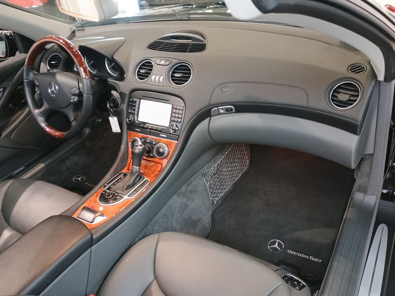 Used 2006 Mercedes-Benz SL 500 image 36