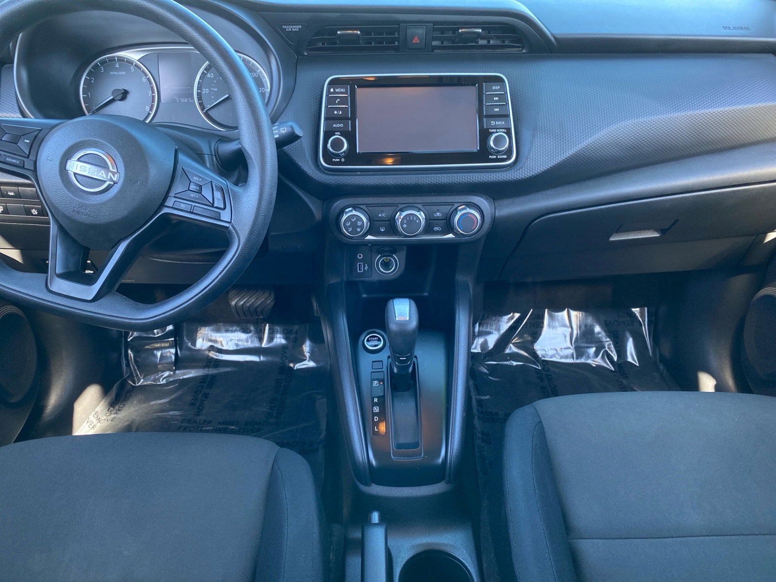 Used 2024 Nissan Kicks S FWD image 11