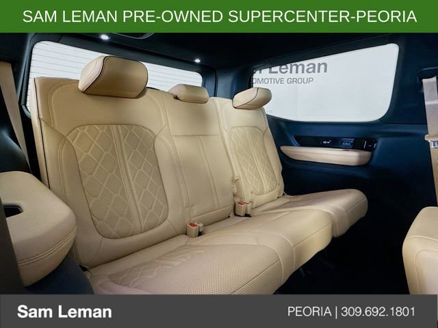 Used 2023 Jeep Grand Wagoneer Series III AWD/4WD image 29