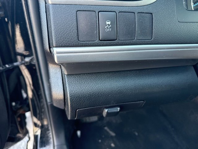 Used 2014 Toyota Camry SE image 17