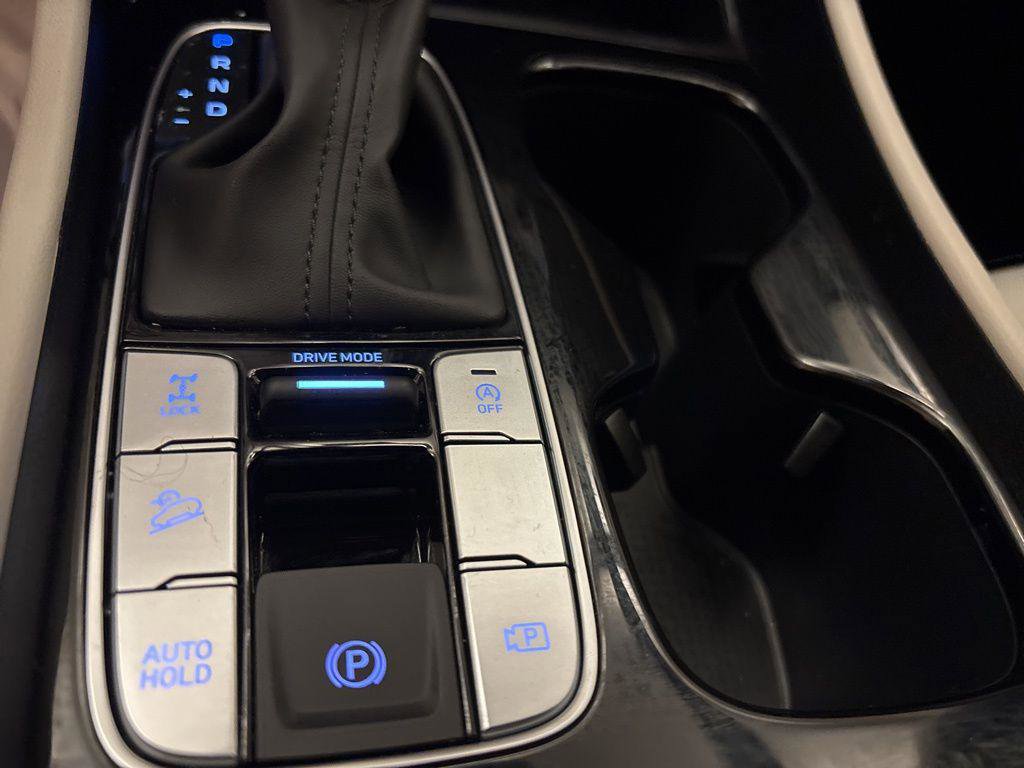 New 2025 Hyundai Tucson SE image 16