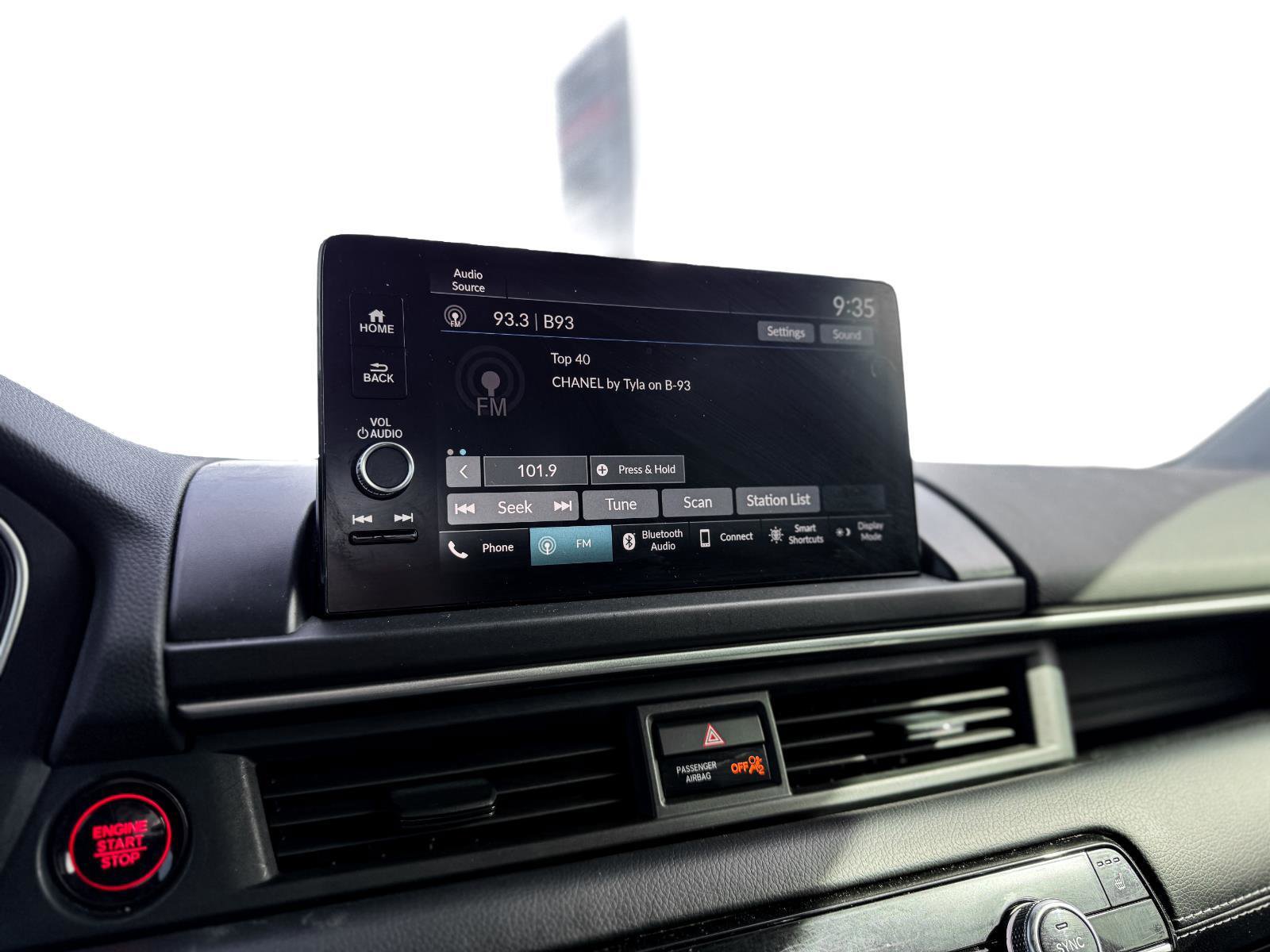 Used 2023 Honda Pilot EX-L image 13