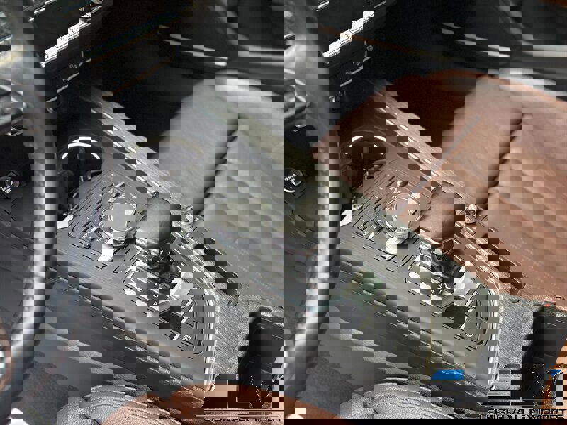 Used 2017 Audi A4 2.0T allroad Premium Plus w/ Technology Package image 15