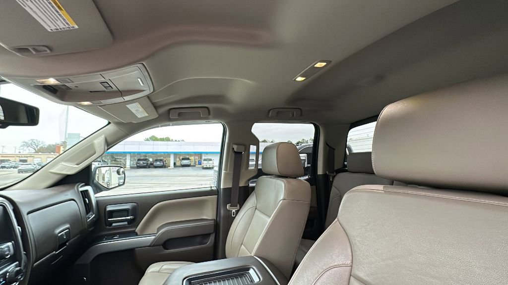 Used 2018 Chevrolet Silverado 1500 LTZ Z71 w/ LTZ Plus Package image 13