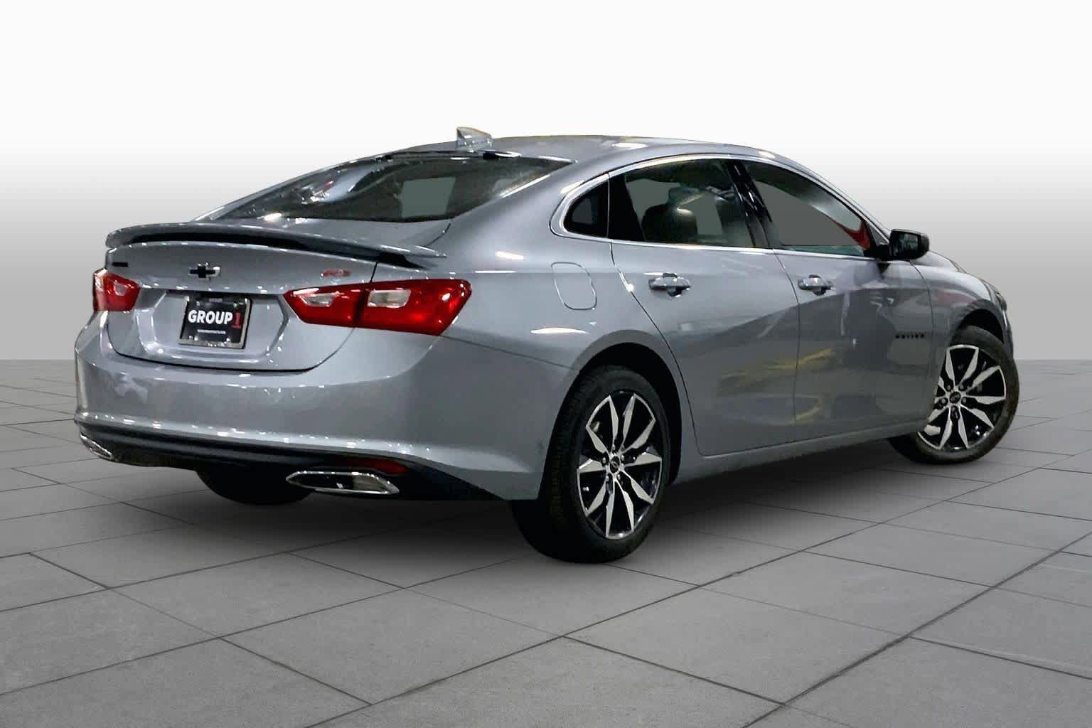Used 2023 Chevrolet Malibu RS FWD image 13