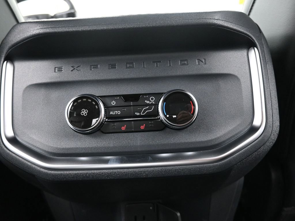 New 2025 Ford Expedition Tremor image 17