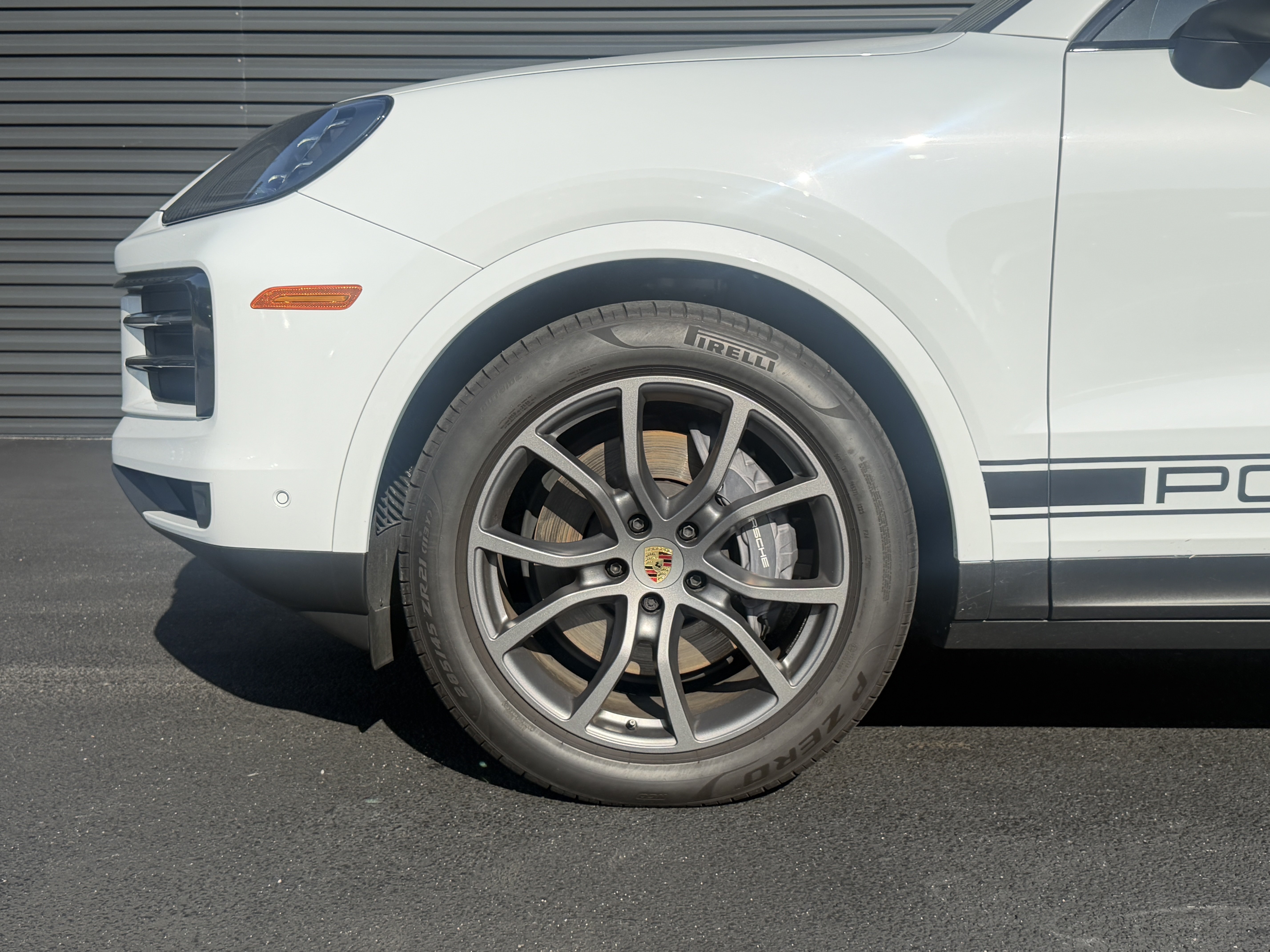 Certified 2024 Porsche Cayenne AWD/4WD image 12