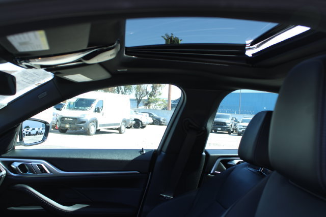 Used 2025 BMW i4 eDrive40 RWD image 33