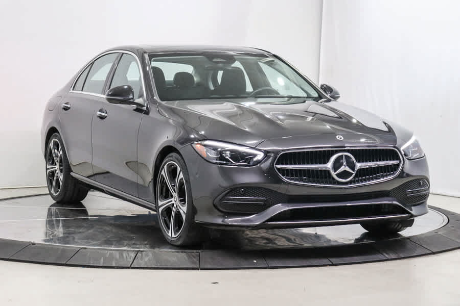 Used 2023 Mercedes-Benz C 300 Sedan image 3