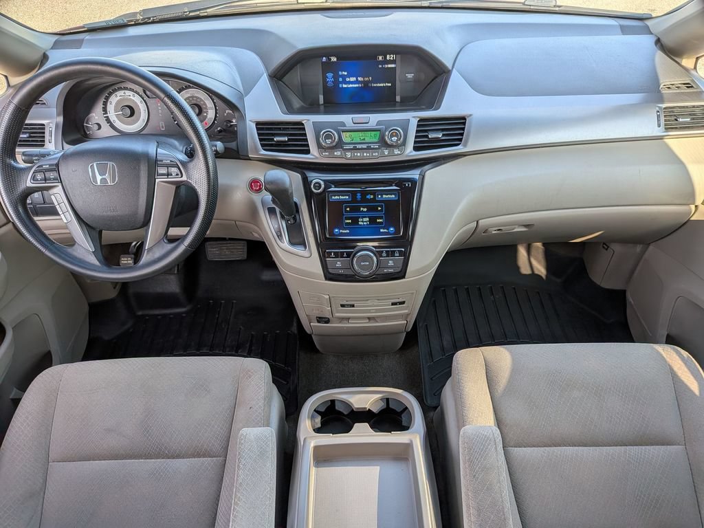 Used 2017 Honda Odyssey SE image 26
