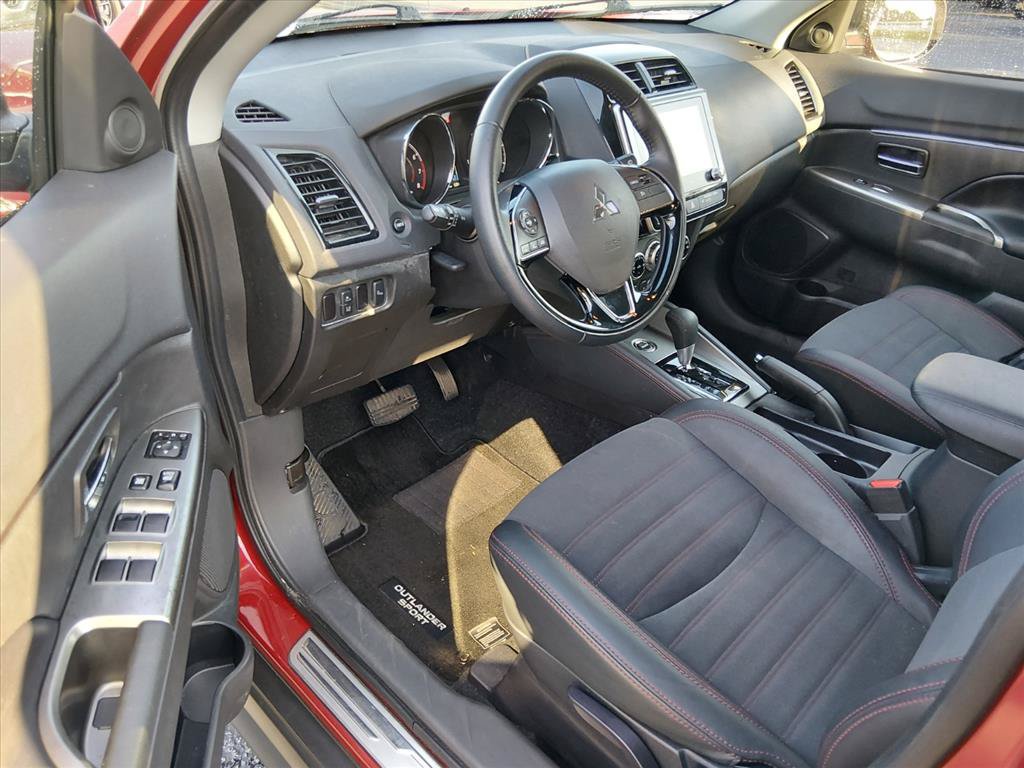 Used 2025 Mitsubishi Outlander Sport SE AWD/4WD image 10