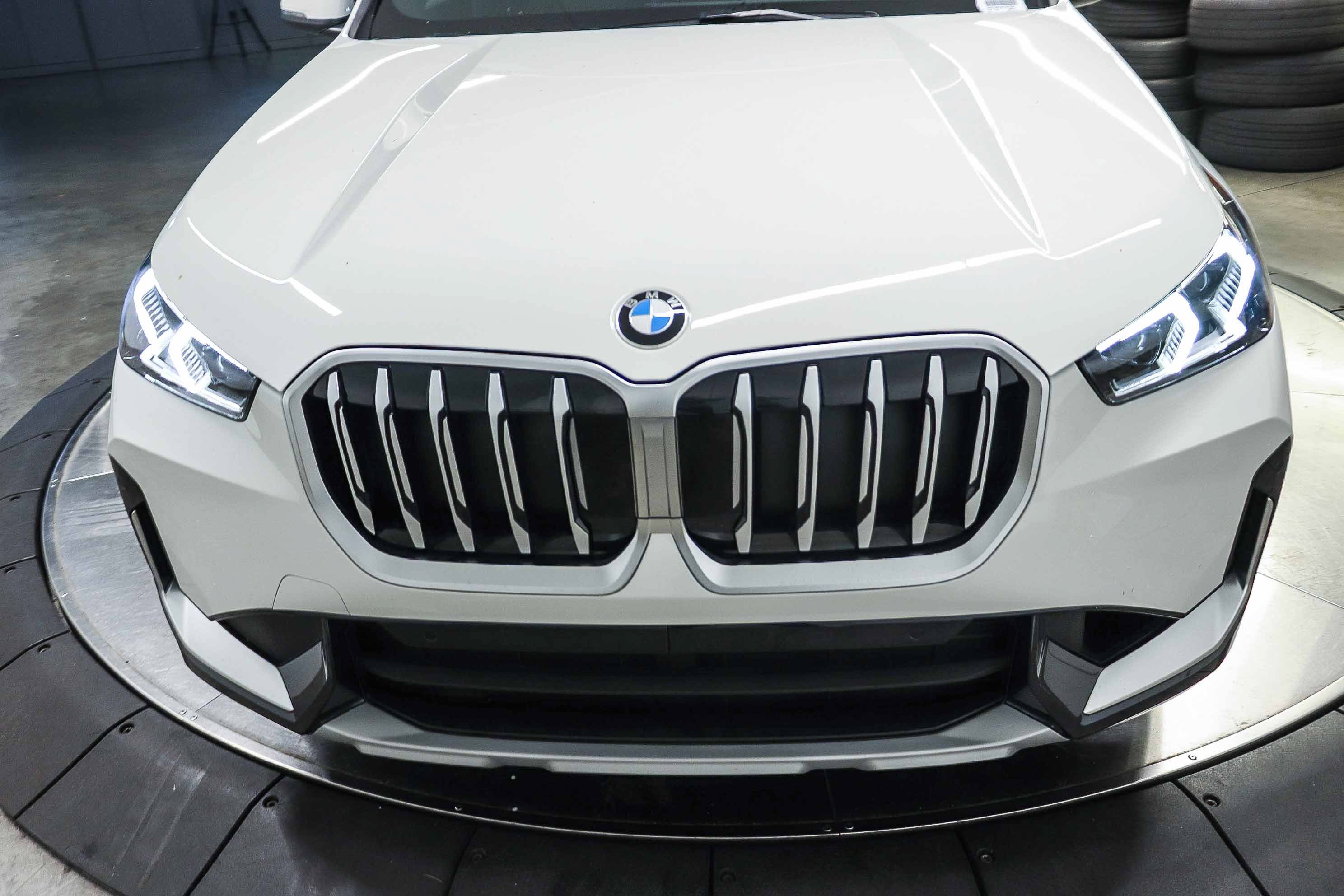 New 2026 BMW X1 xDrive28i w/ Convenience Package AWD/4WD image 11