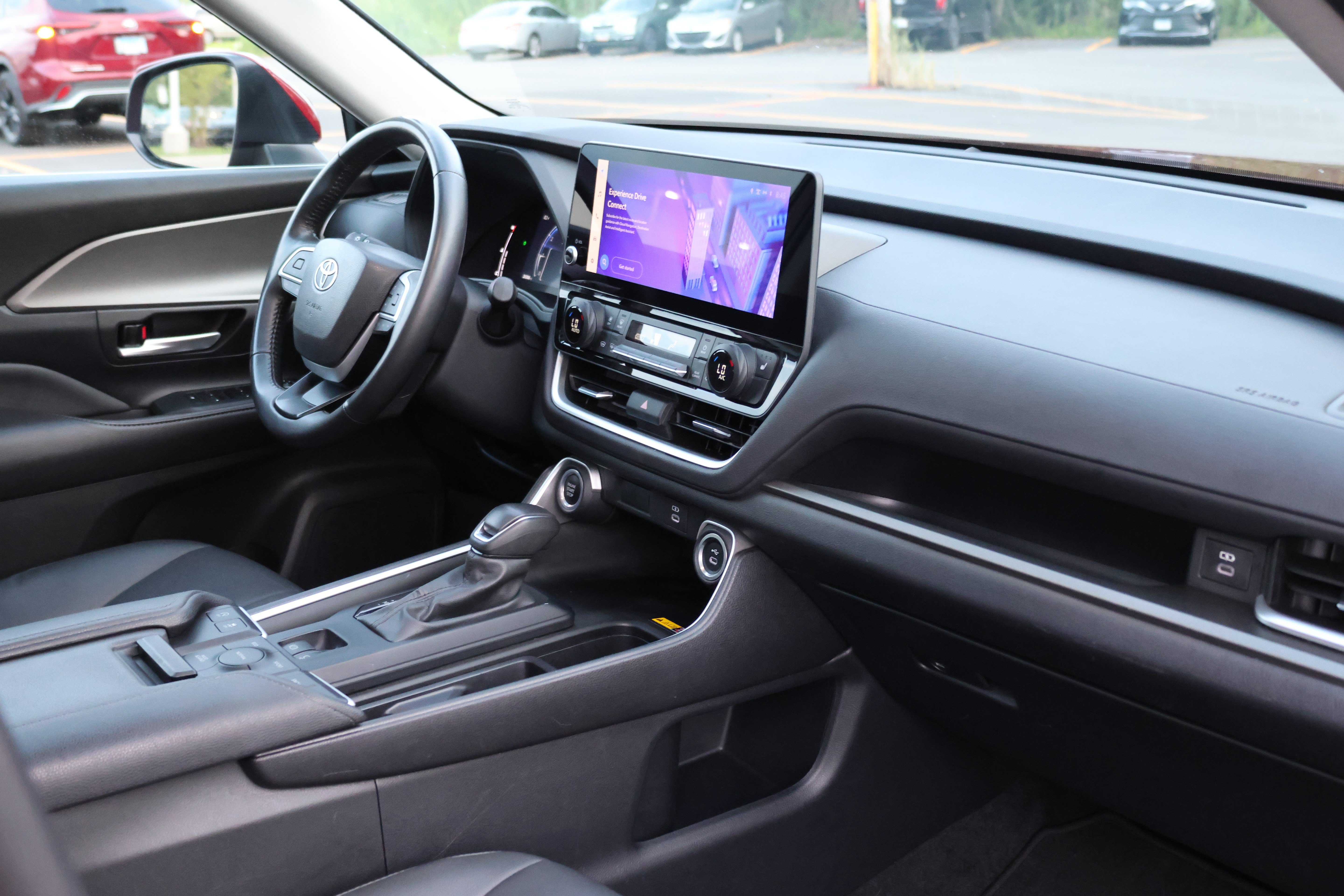 Certified 2024 Toyota Grand Highlander AWD image 43