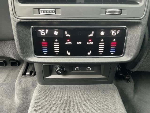 Used 2025 Audi Q7 3.0T Premium Plus w/ Premium Plus Package image 23