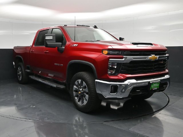 Used 2024 Chevrolet Silverado 3500 LT w/ Convenience Package AWD/4WD image 6