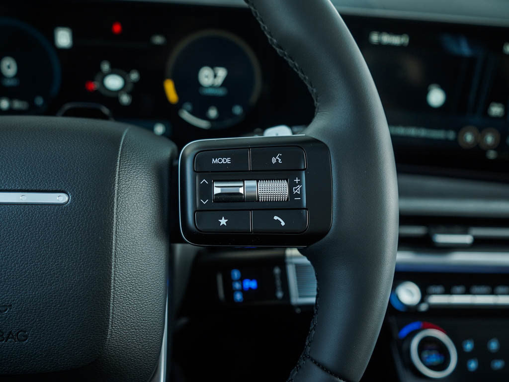 New 2026 Hyundai Santa Fe Limited AWD/4WD image 23