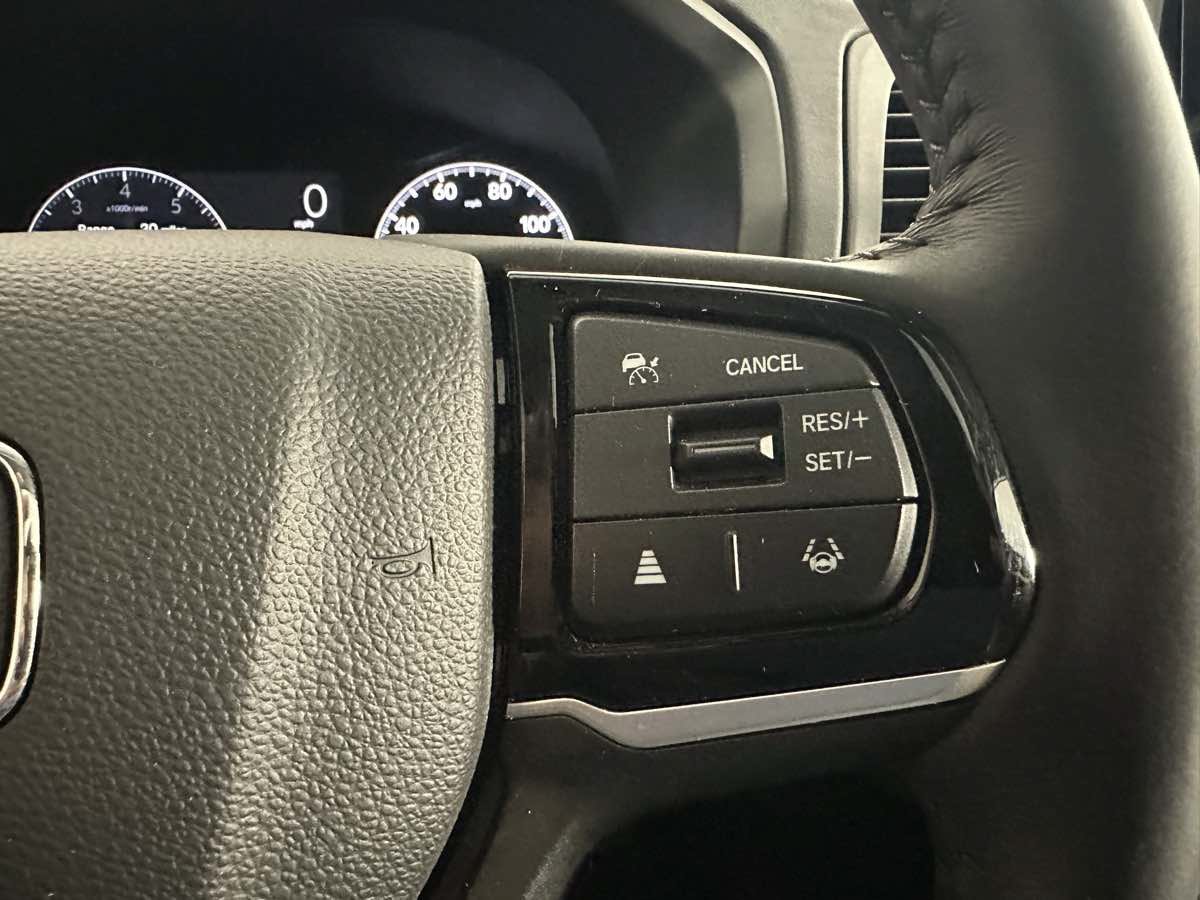 Used 2025 Honda Odyssey EX-L image 33