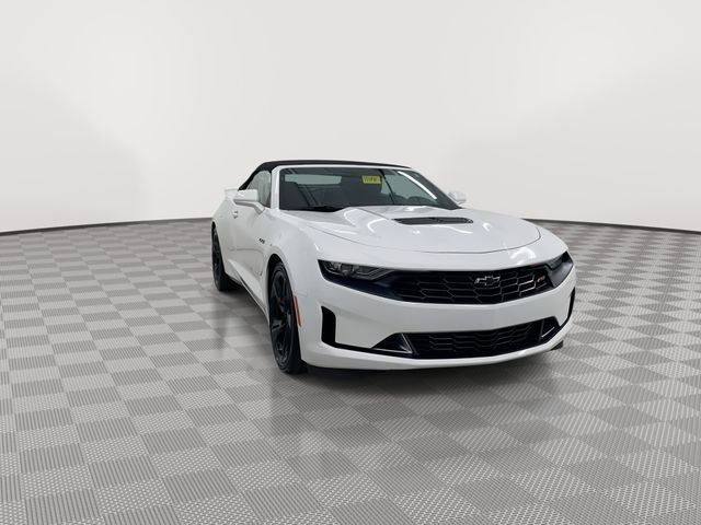 Certified 2023 Chevrolet Camaro LT w/ RS Package image 3