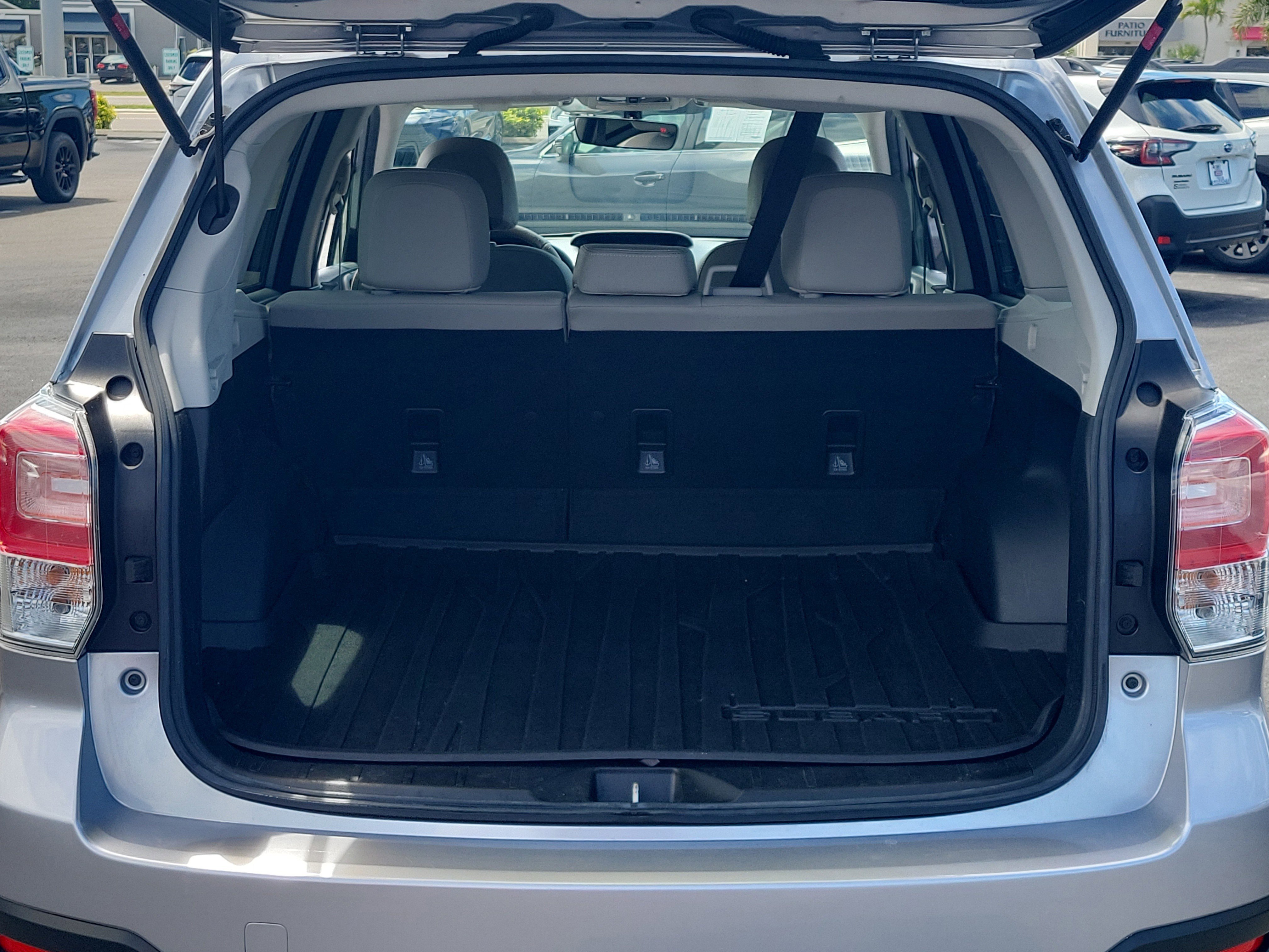 Used 2017 Subaru Forester 2.5i Limited image 12