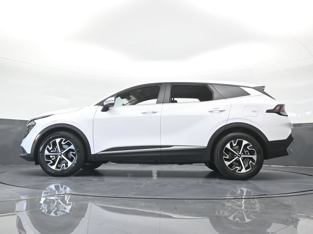 Used 2025 Kia Sportage EX FWD image 58