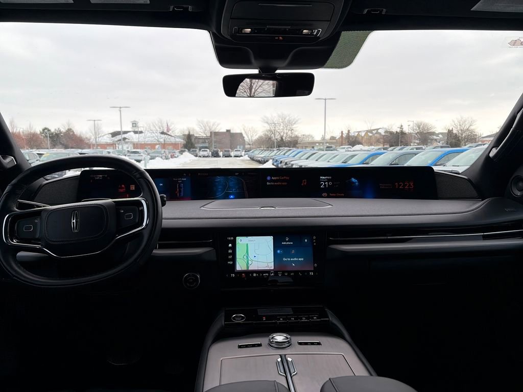 Used 2025 Lincoln Navigator L Reserve w/ Jet Appearance Package AWD/4WD image 34