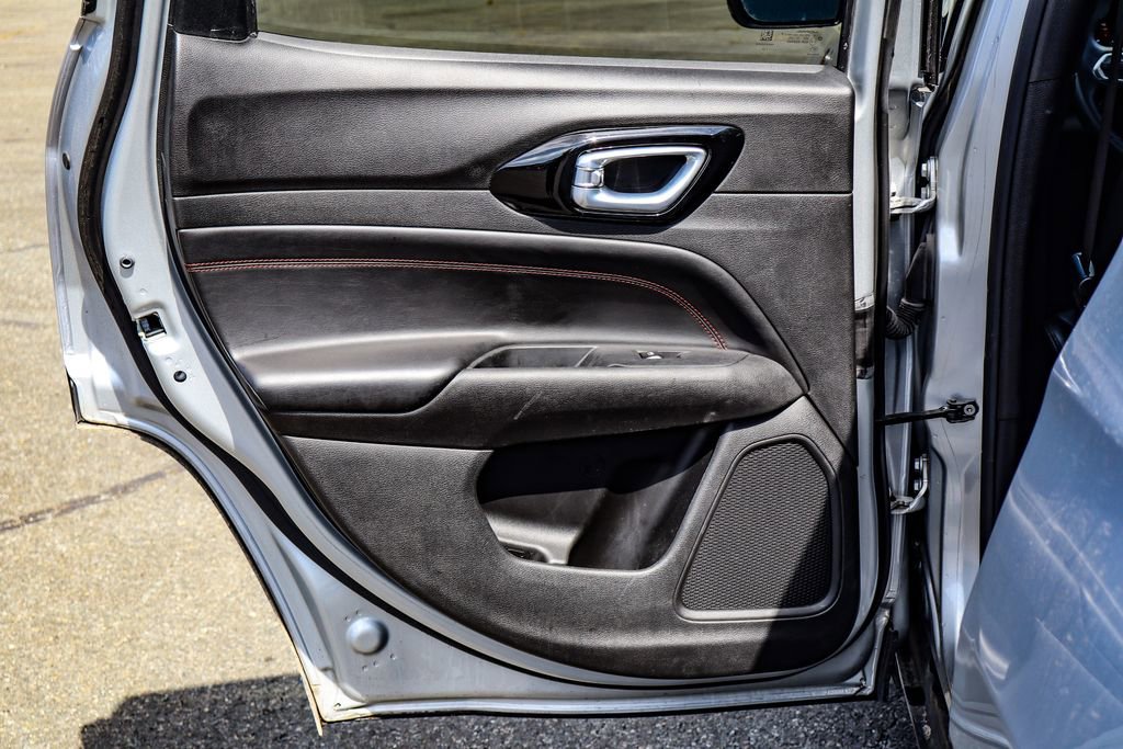 Used 2024 Jeep Compass Trailhawk image 37