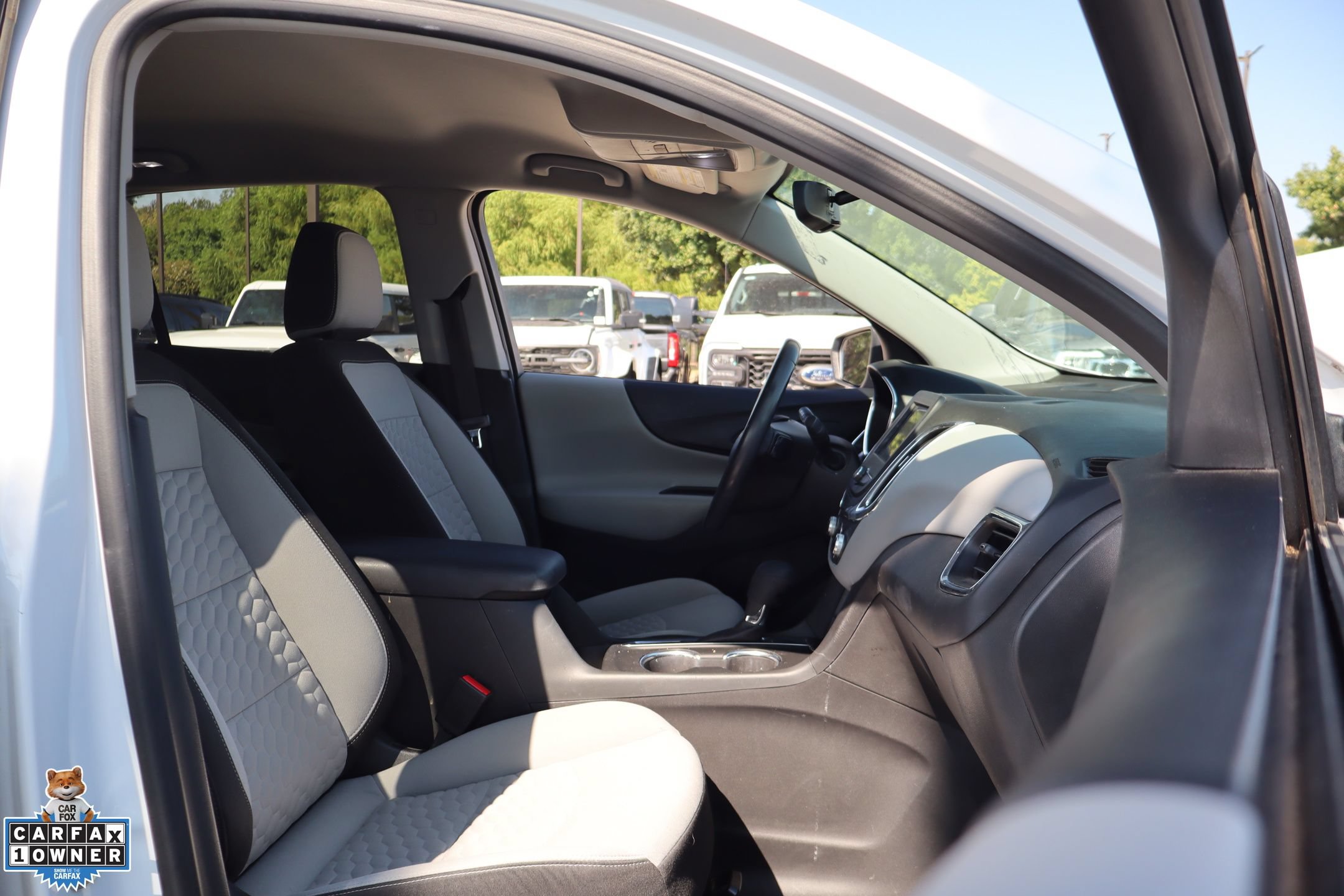 Used 2020 Chevrolet Equinox LT FWD image 29