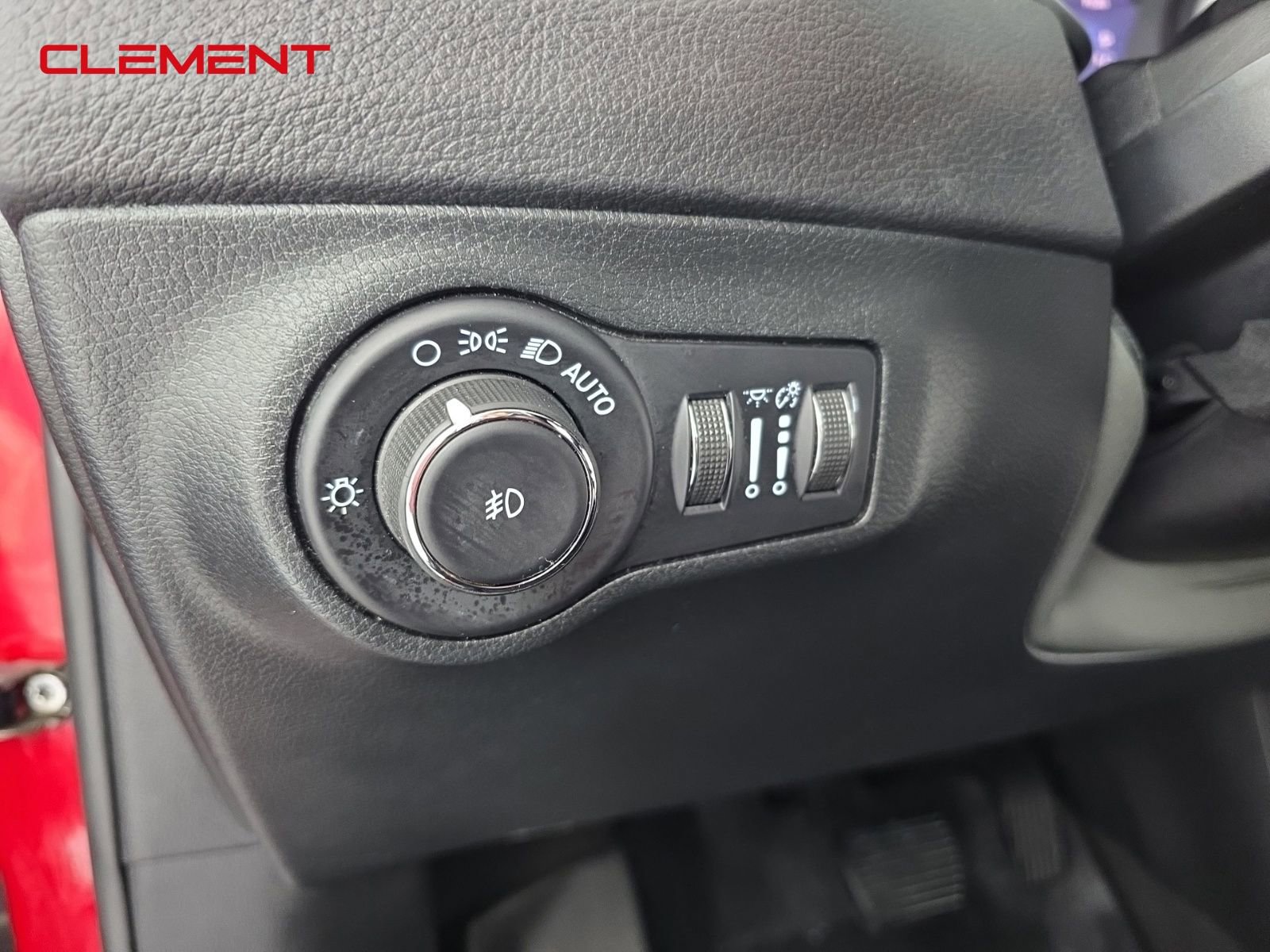 Used 2021 Jeep Compass Limited image 11