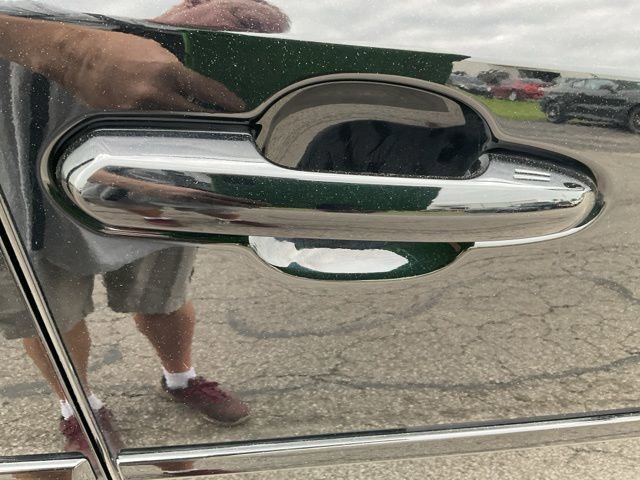 Used 2025 Toyota RAV4 XLE w/ Convenience Package image 15