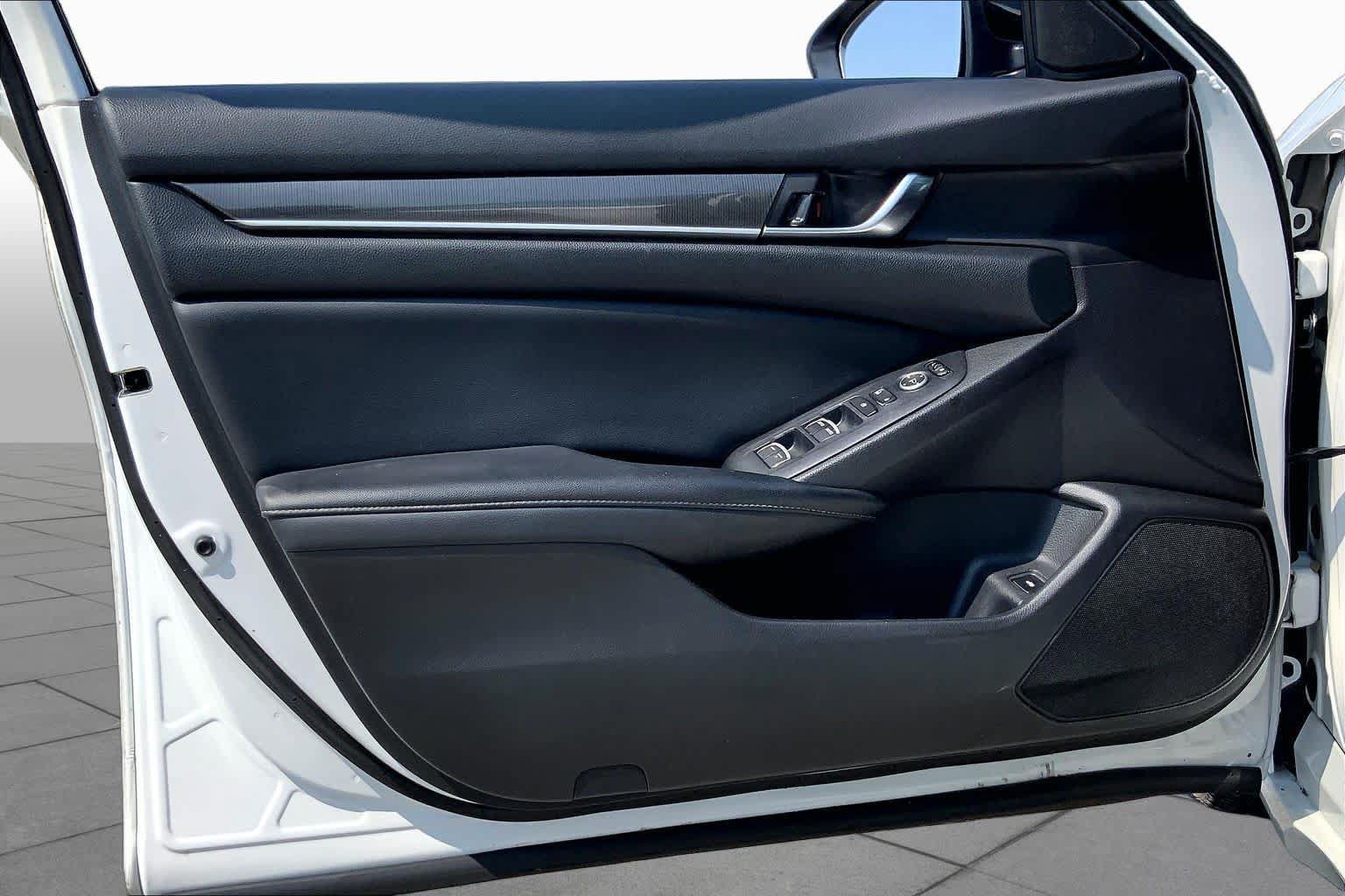 Used 2022 Honda Accord Sport image 21