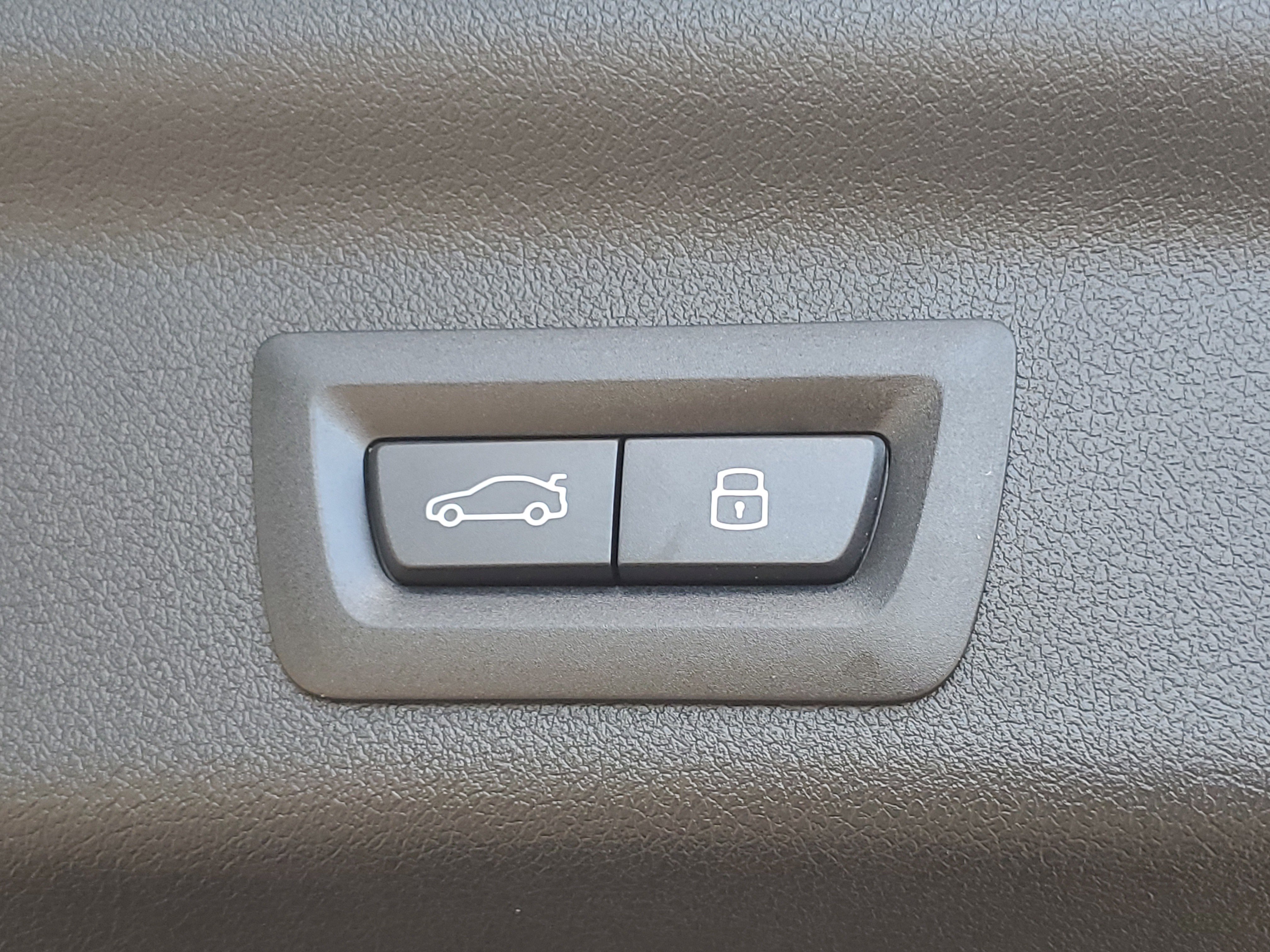 New 2026 BMW X1 xDrive28i w/ Technology Package image 28