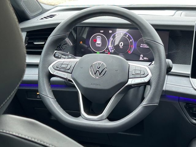 New 2026 Volkswagen Tiguan SE R-Line FWD image 14