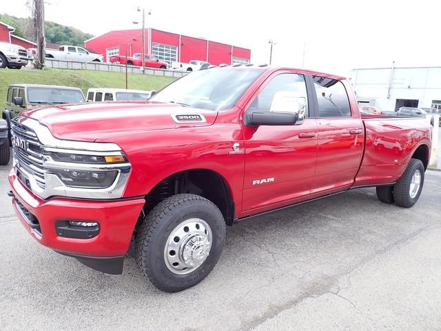 New 2026 RAM 3500 Laramie AWD/4WD image 2