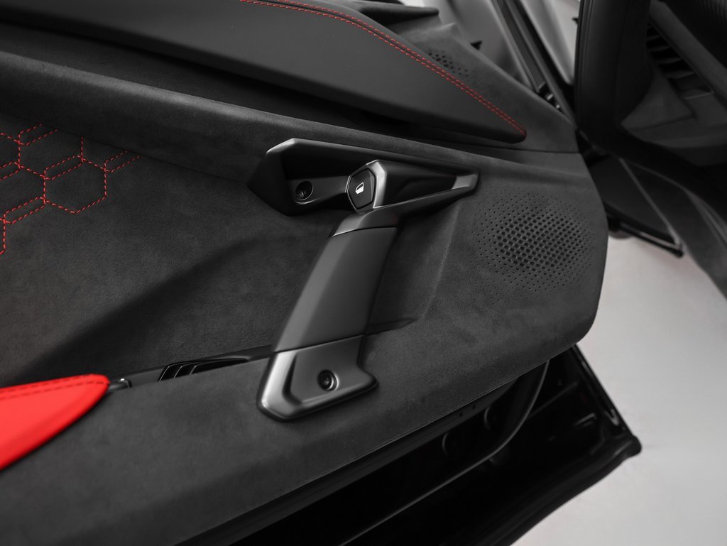 Used 2024 Lamborghini Revuelto image 73