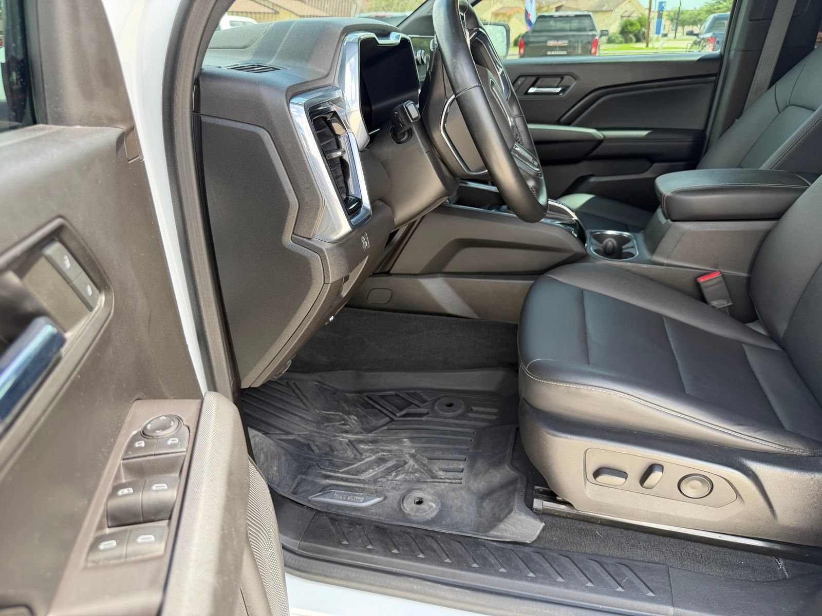 Used 2023 GMC Canyon Elevation w/ Elevation Premium Package RWD image 20