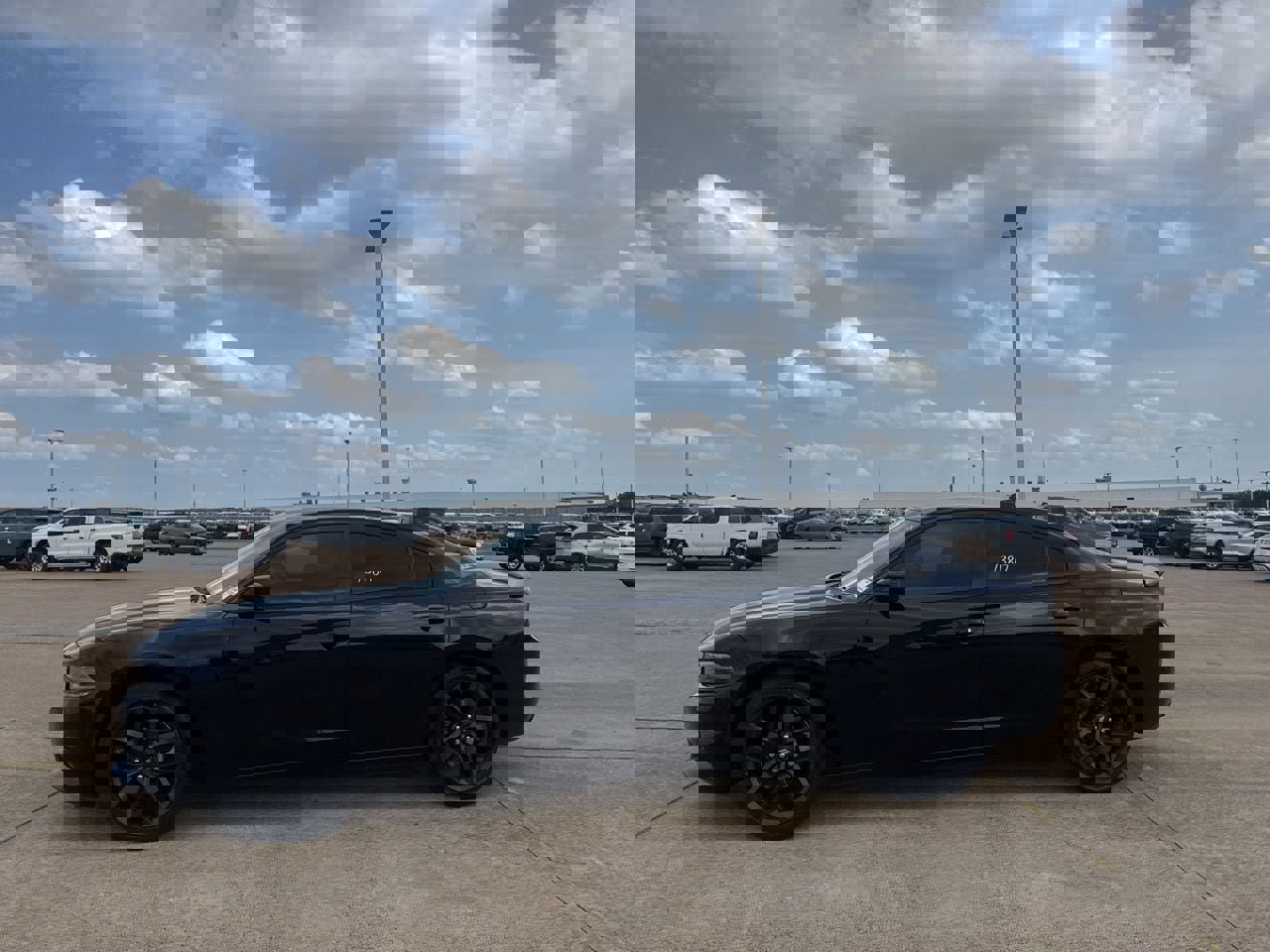 Used 2023 Dodge Charger SXT w/ Blacktop Package image 11