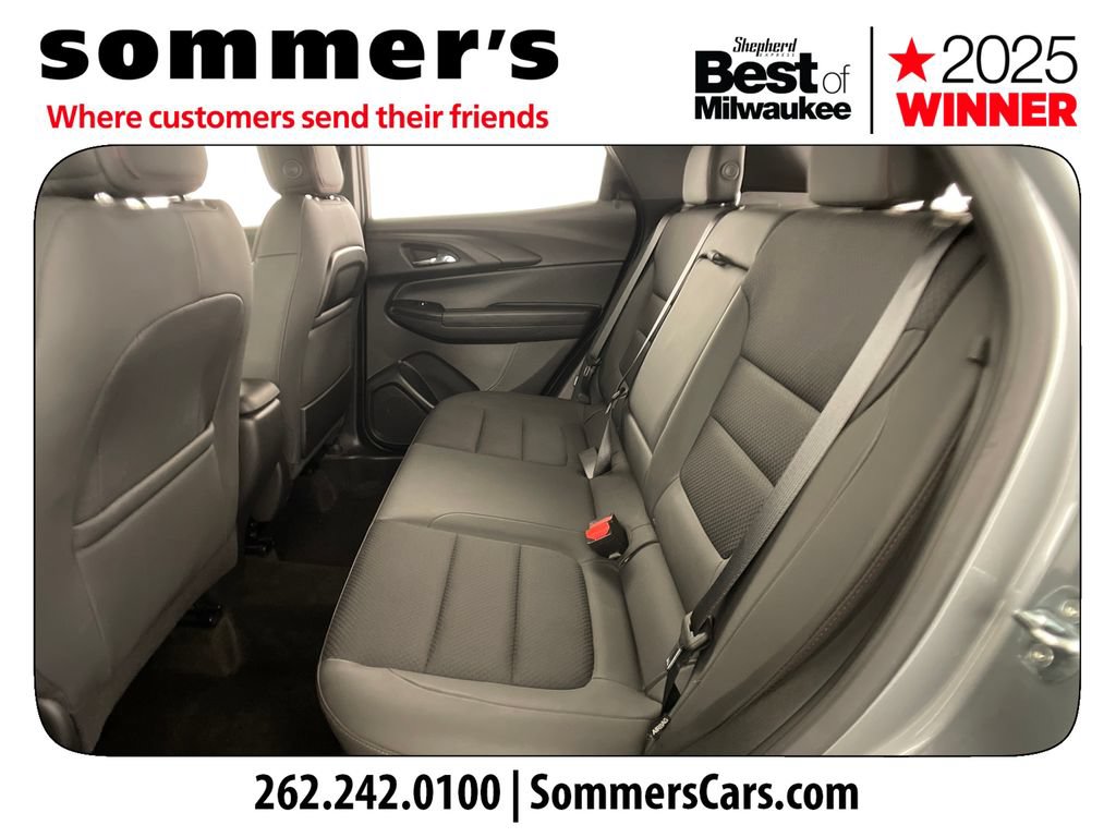Used 2023 Chevrolet TrailBlazer RS AWD/4WD image 21
