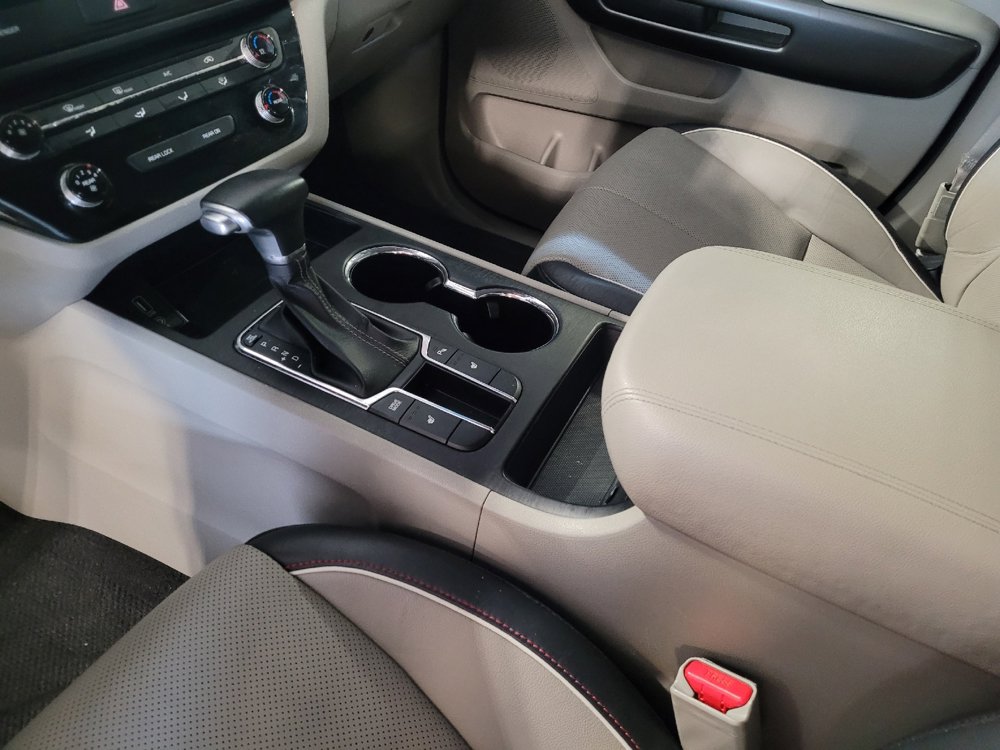 Used 2019 Kia Sedona EX FWD image 26