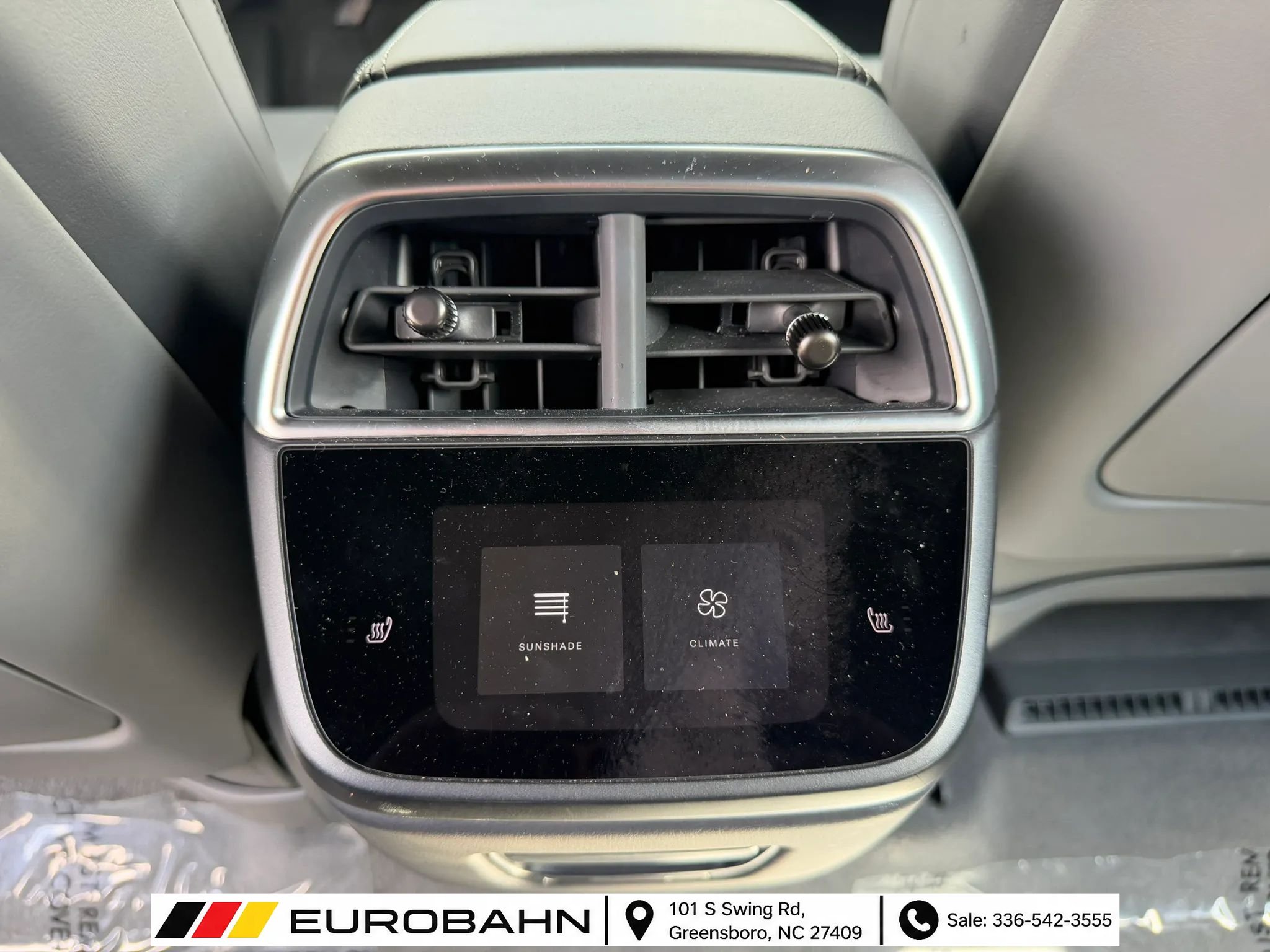 Used 2024 Lucid Air Touring AWD/4WD image 11