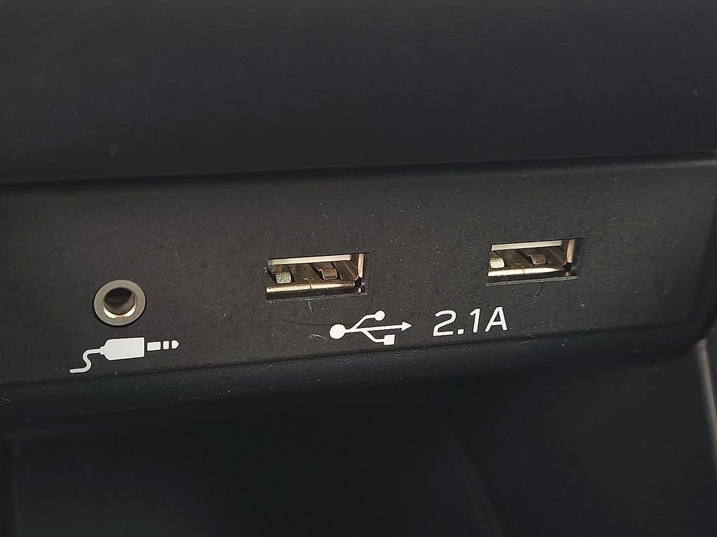 Used 2020 Subaru Outback Premium image 16