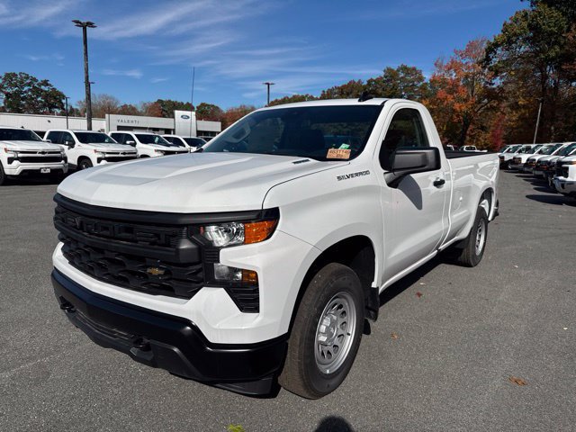 Used 2026 Chevrolet Silverado 1500 W/T RWD image 2