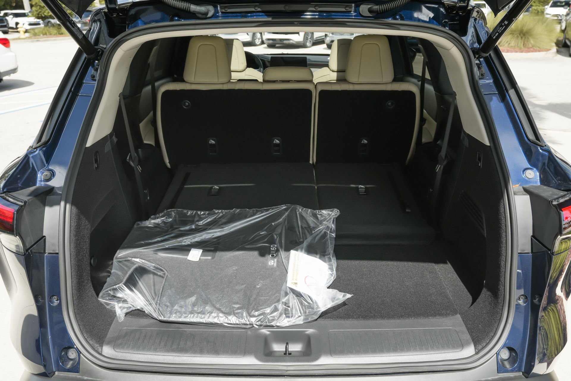 Used 2025 INFINITI QX60 Luxe w/ Vision Package image 39