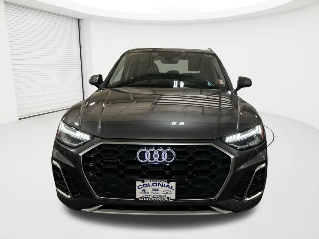 Used 2024 Audi Q5 2.0T Prestige w/ Prestige Package AWD/4WD image 2