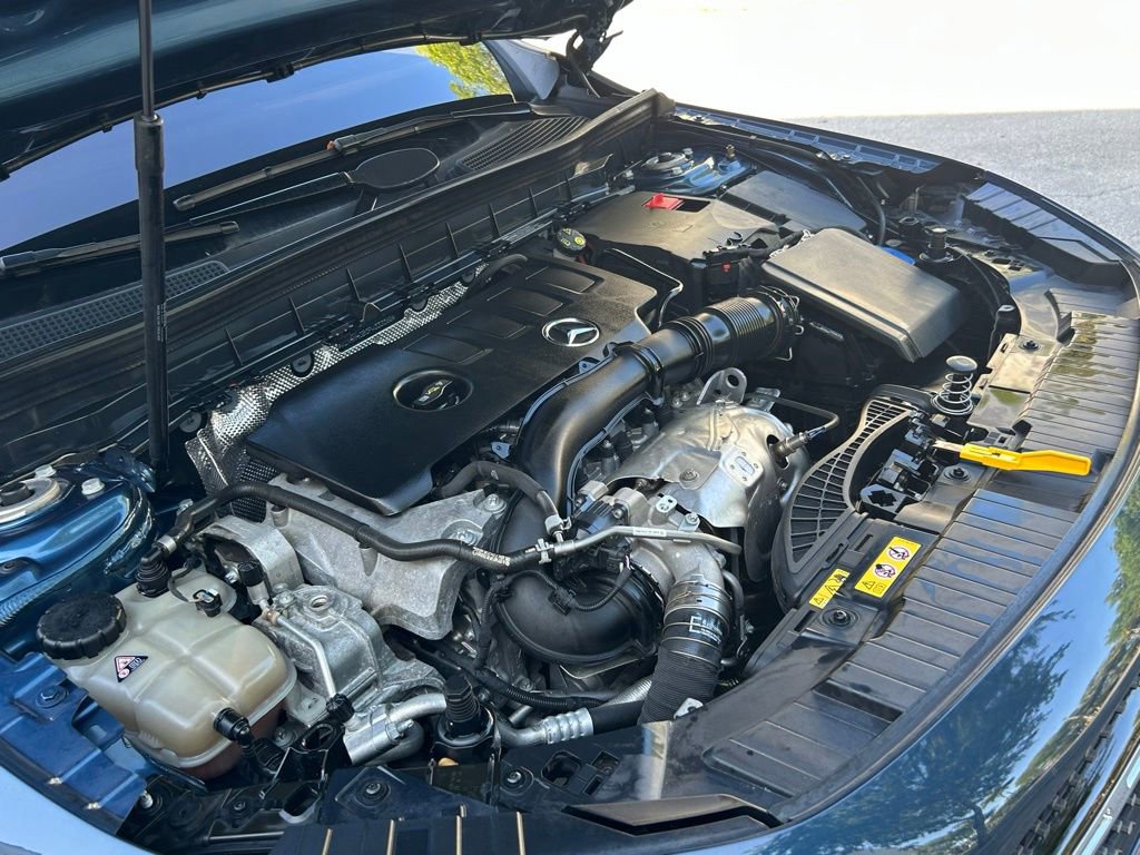 Used 2023 Mercedes-Benz GLB 250 image 35