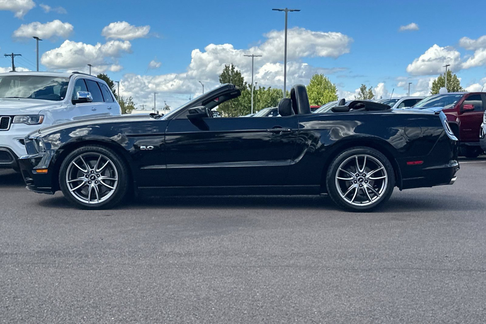 Used 2014 Ford Mustang GT w/ GT Brake Performance Package RWD image 8