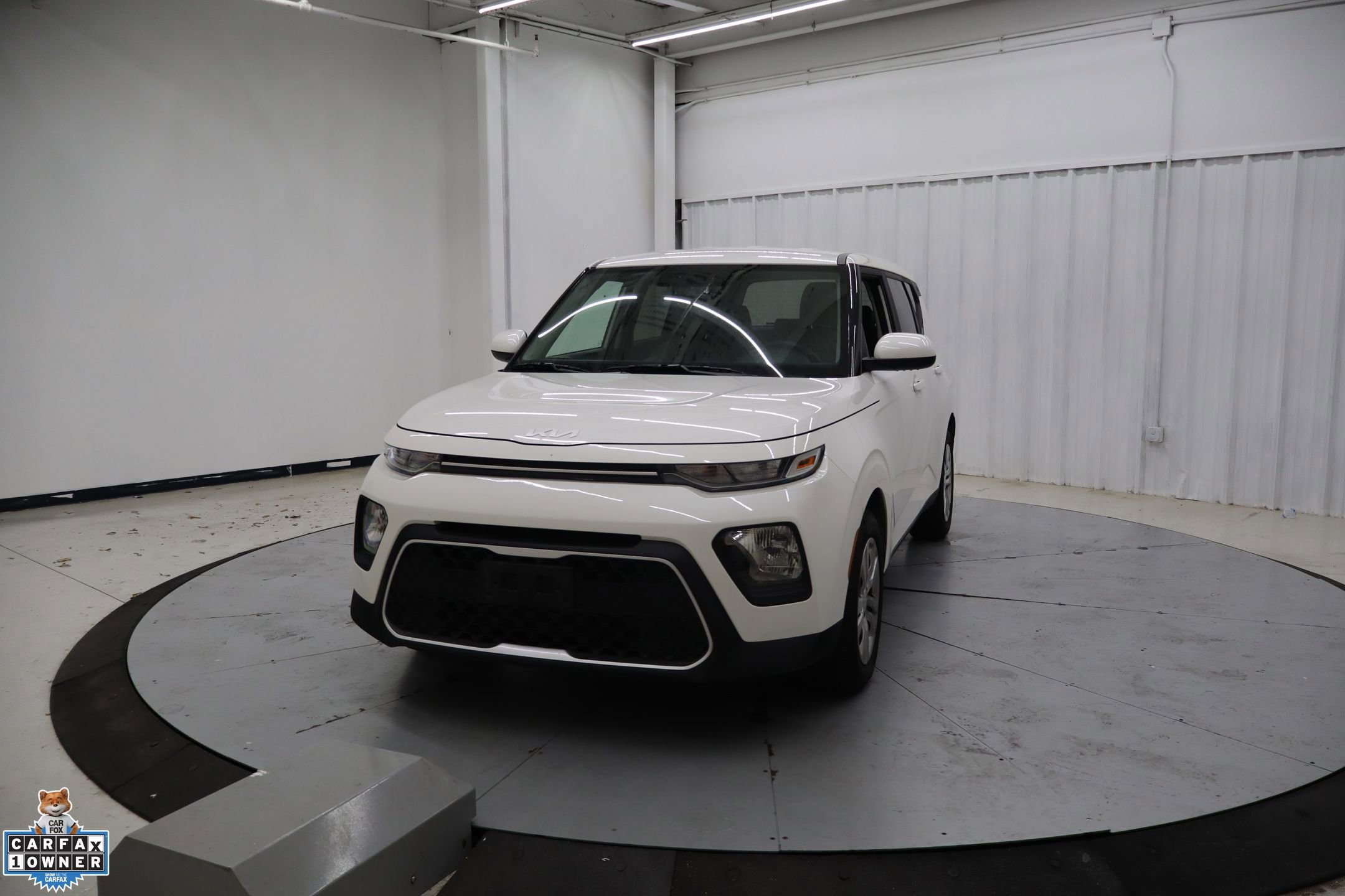 Used 2022 Kia Soul LX image 10