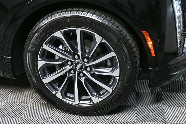 New 2026 Cadillac Lyriq Premium Sport image 39