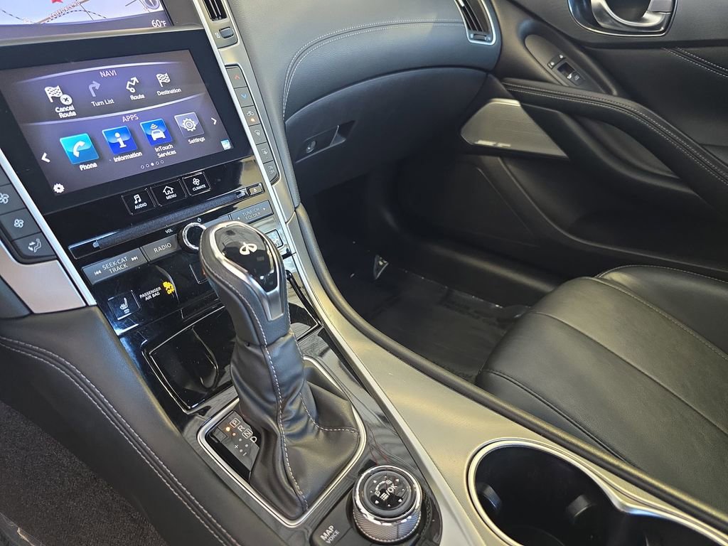 Used 2018 INFINITI Q60 3.0t Luxe w/ Sensory Package 3.0T Luxe AWD/4WD image 27