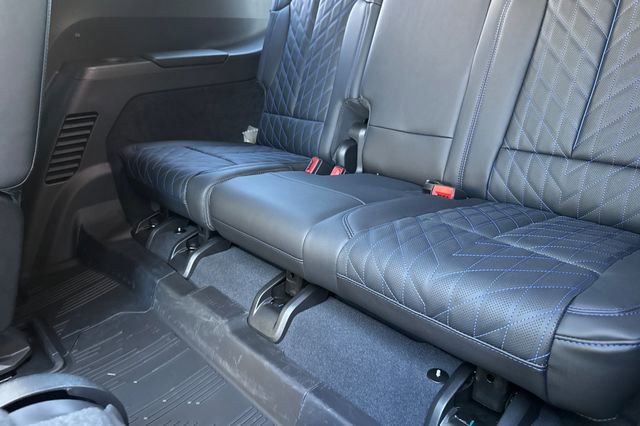 New 2026 Cadillac Escalade IQL Sport 1 w/ LPO, ONYX Package image 16