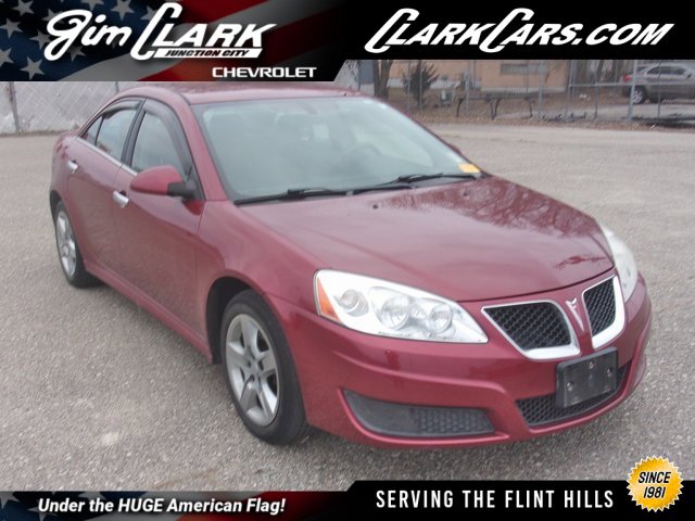 Used 2010 Pontiac G6 Sedan image 1